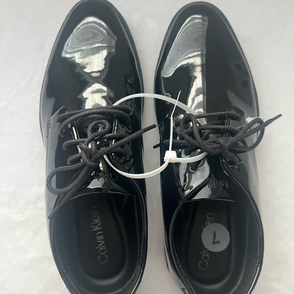 Calvin Klein Glossy Black Oxfords Dress Shoes, Size 7, NWOT main image 13